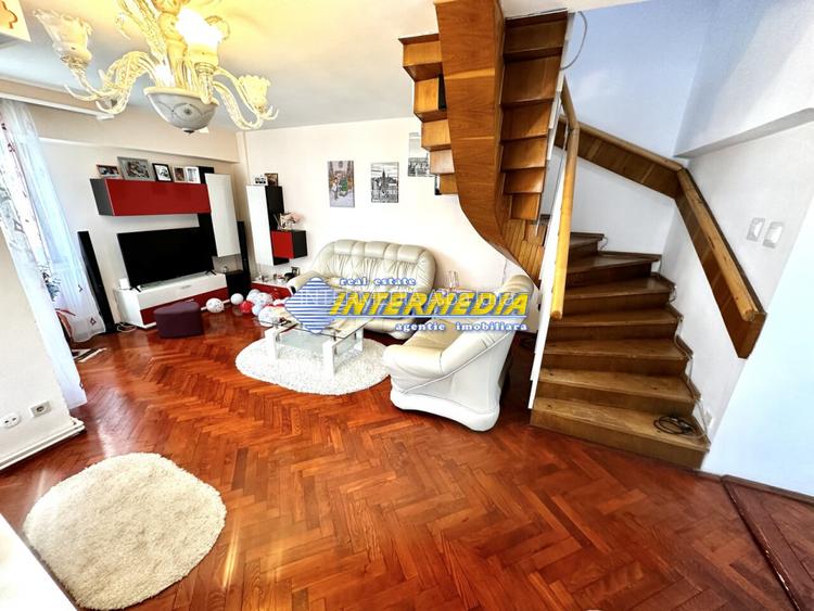 Apartament cu 3 camere decomandat de vanzare ultracentral  mobilat - 15