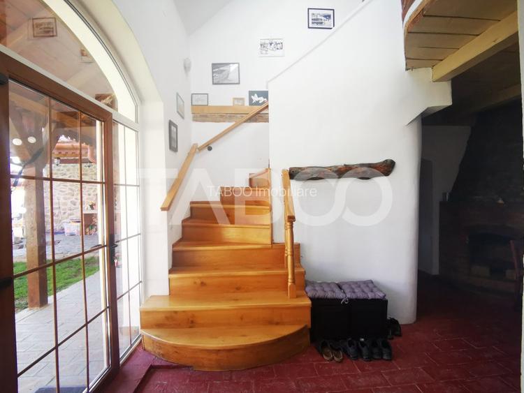 Casa de vanzare pretabila pensiune priveliste superba Fantanele Sibiu - 24