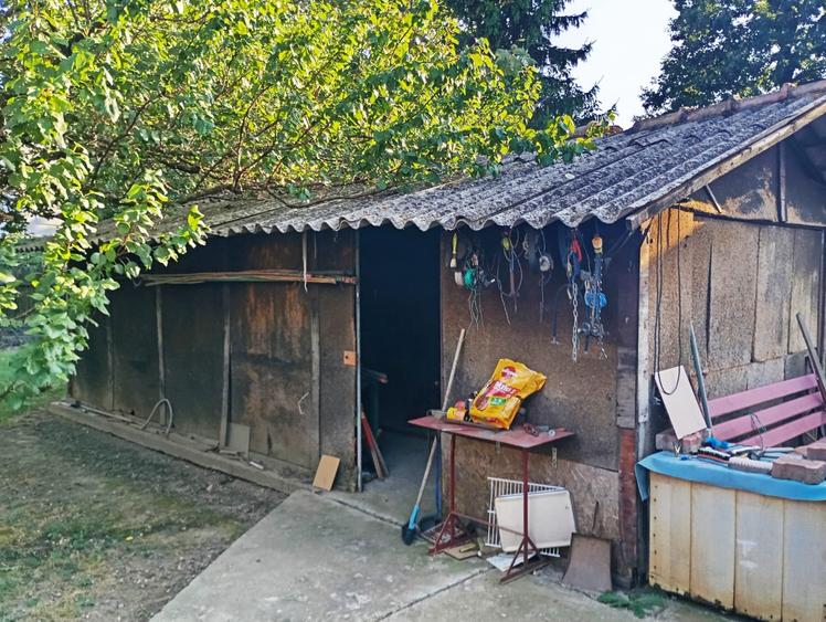 Casa cu 4 locuri de parcare ghermanesti (snagov)