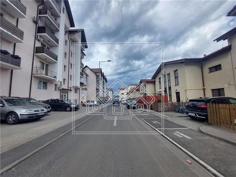 Apartament 2 camere, decomandat- Turnisor, mobilat si utilat + Parcare