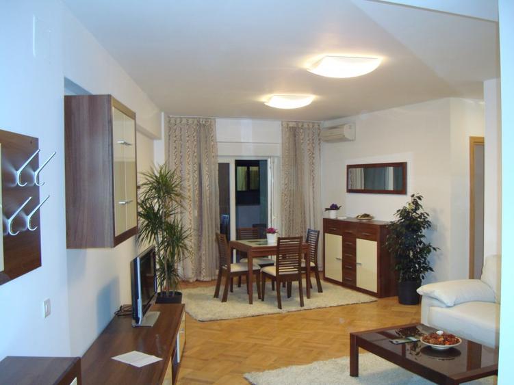 Proprietar inchiriez apartament elegant langa Herastrau