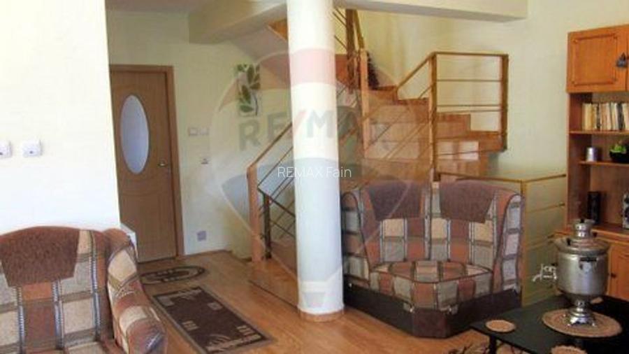 Vila cu 13 camere de vanzare - 3