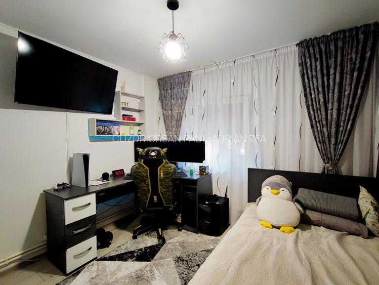 Apartament 3 camere mobilat de vanzare in zona CET - 7