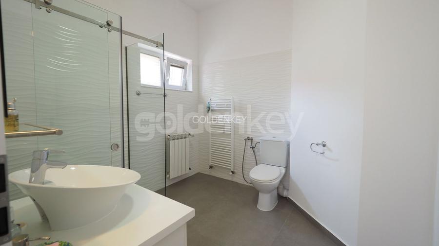 Vilă cu 7 camere si piscina exclusiva langa British School - 11