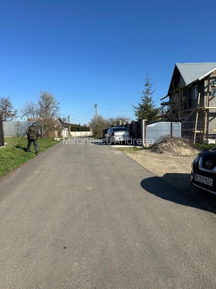 Vand 784mp teren in intravilanul comunei Butimanu - 4