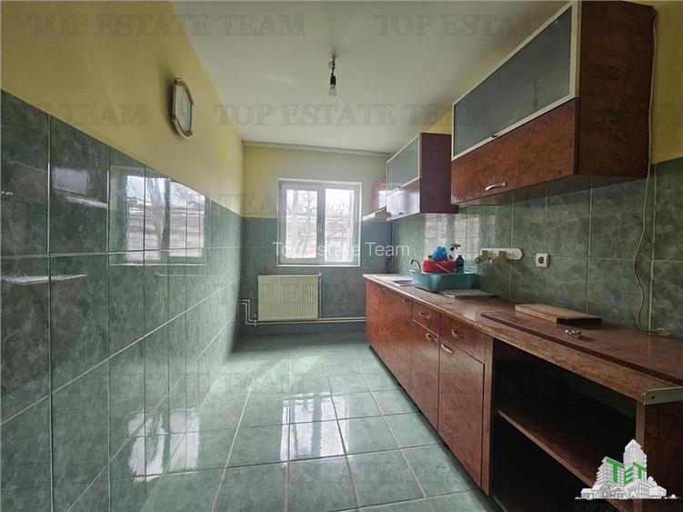 Casa 4 camere plus anexe zona gara Medgidia, Constanta - 3