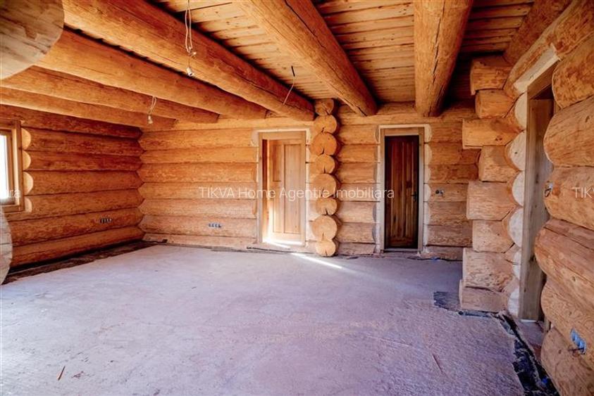 Casa din lemn rotund (Izvoru Muresului, str. Garii) - 7