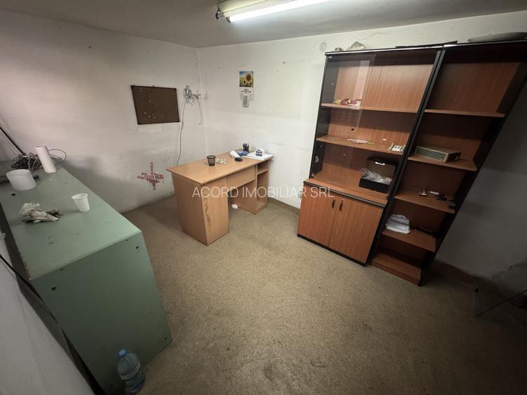 Hale pentru depozitare zona Halta Traian - Interioara 3 - 4