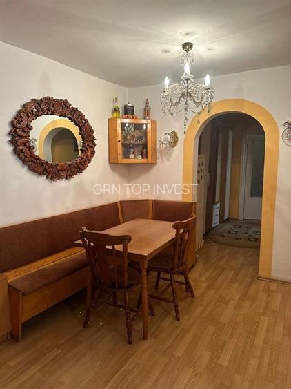 Apartament 3 camere decomandat si balcon Vasile Aaron - 7
