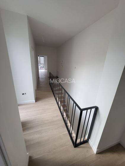 Comision 0%. Langa Iulius Mall. Zid despartitor dublu. Finisaje premium - 14