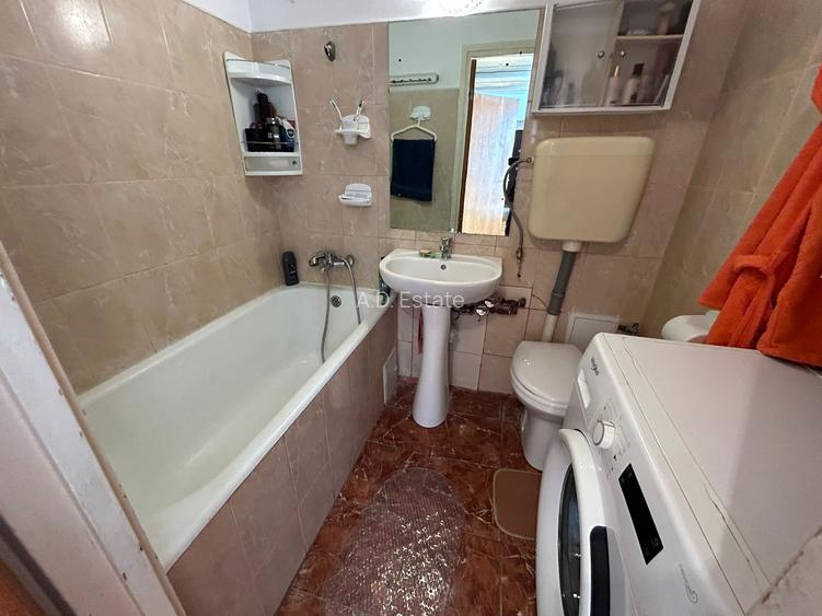 1 Decembrie 1918 3 Camere  Etaj 2 62 Mp 7 Min Metrou Bloc 1975 Reabilitat - 12