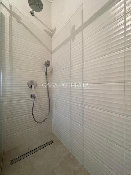 Faleza Nord-Solid House, 3 camere la cheie, vedere la mare, terasa  52 mp, garaj - 29