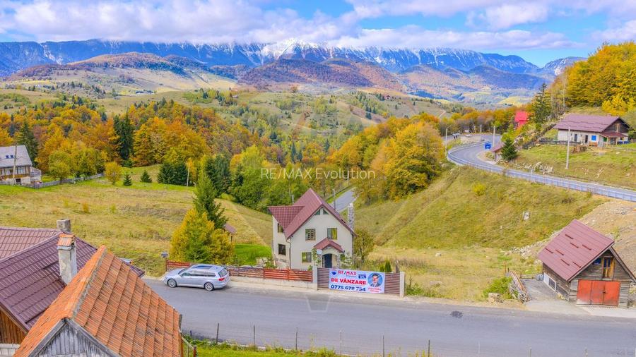 CASA cu finisaje premium de vânzare în FUNDATA, BRAȘOV| COMISION 0% - 54