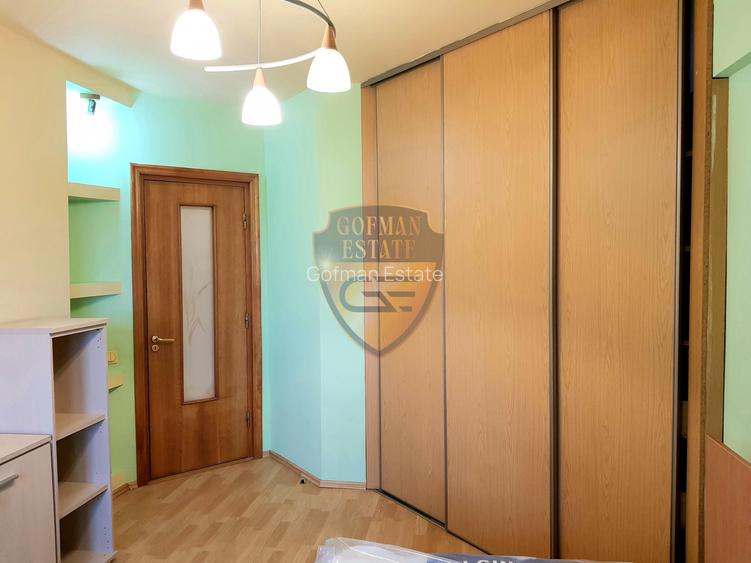 4 camere, Stadion Fagetului, 120 mp, 2 balcoane, et 3, centrala gaz, A>C - 10