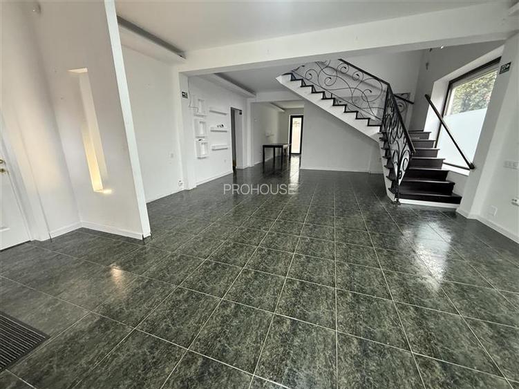 Vila de inchiriat - Ultracentral, Spatiu versatil pentru locuinta, birouri sau a - 5