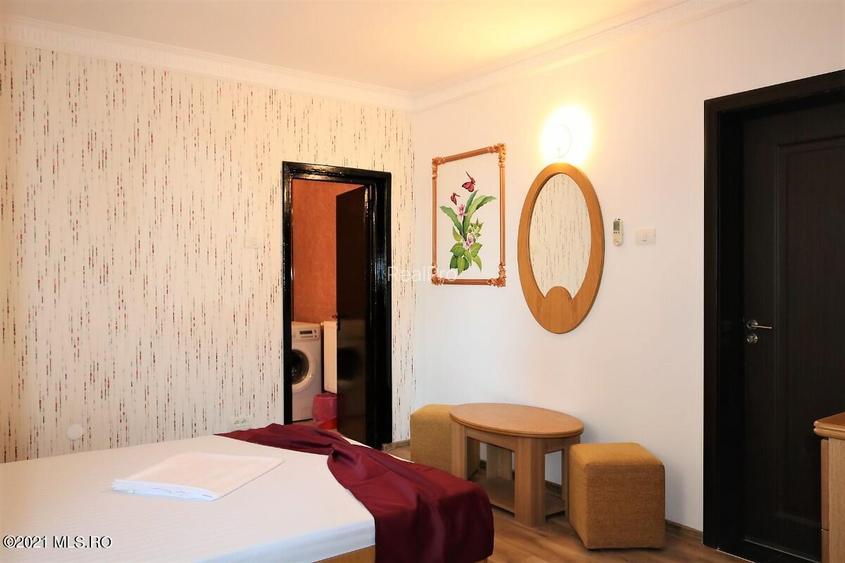 Mamaia Nord - Langa Mare, pensiune la cheie, 11 camere, 9 bai! - 52