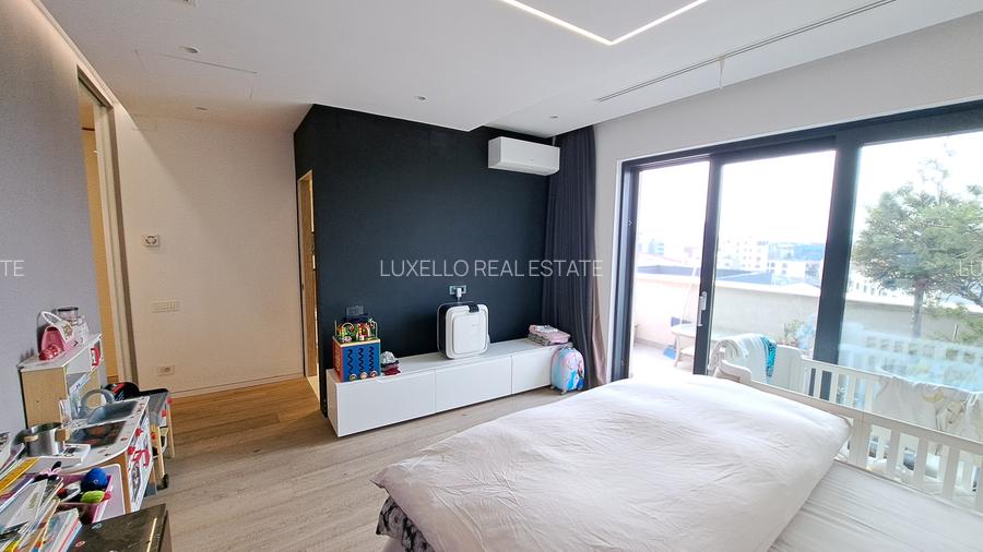 APARTAMENT 4 CAMERE CU SCARA INTERIOARA TIP LOFT -ULTRA LUX - 34