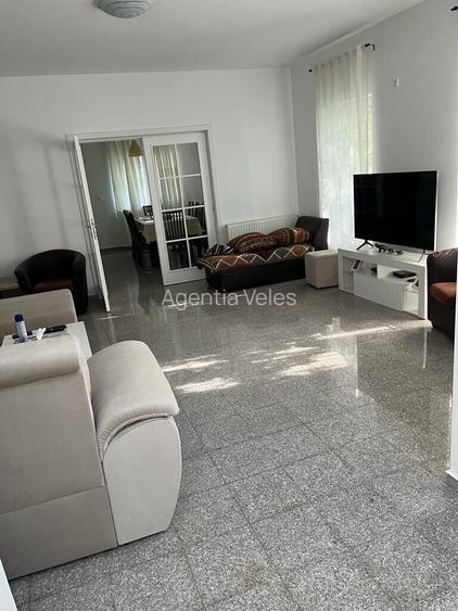 BANEASA- zona Jandarmeriei Vila 6 camere mobilata,utilata - 2