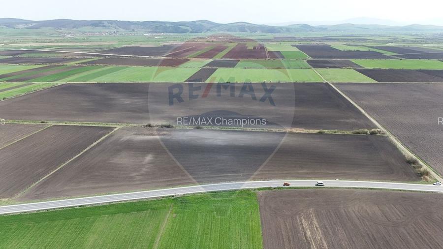 Comision 0% | Teren extravilan | Front la E60 | 10.000 mp | Feldioara - 4