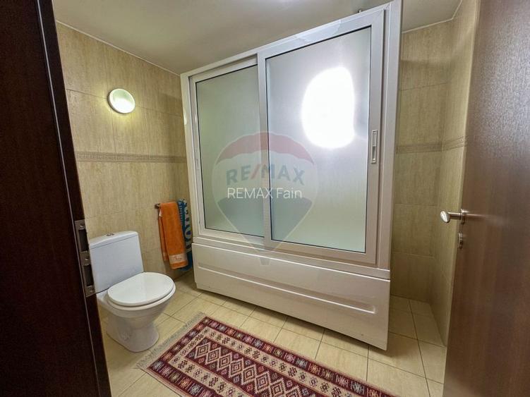 Vila de vanzare pe Str.Strugurilor/Terezian - 21