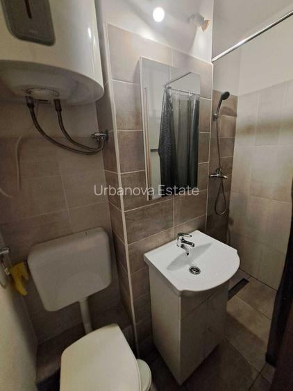 Apartament 1 camera decomandat zona UMF - 6
