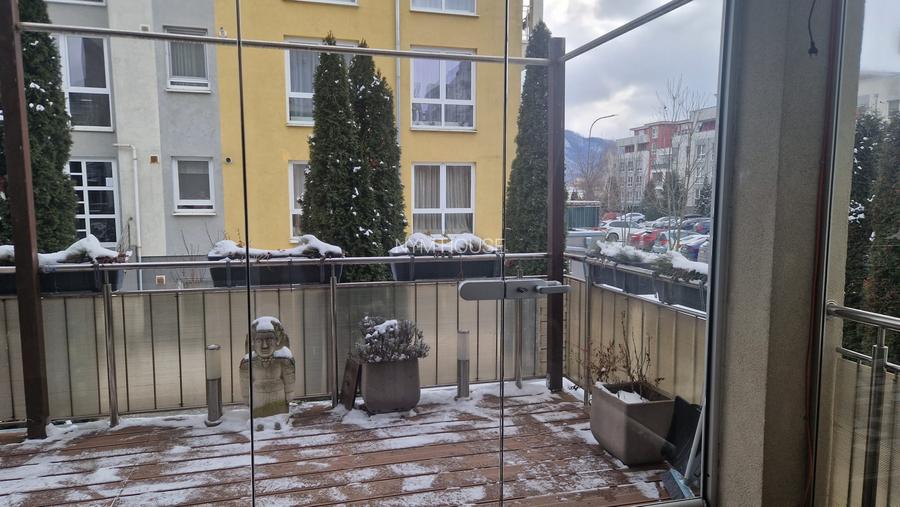 	Apartament premium cu terasă amenajată. Finisaje de calitate. Zonă liniștită - 12