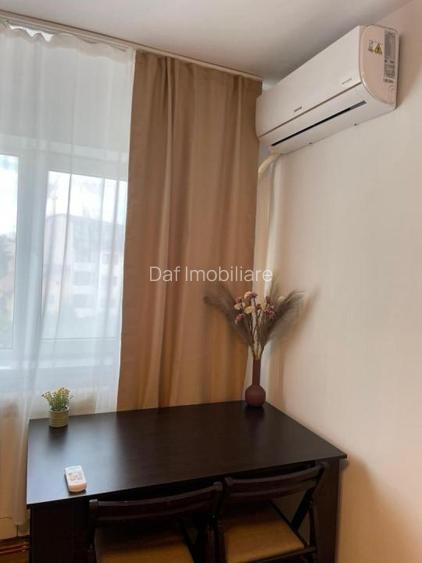 Garsoniera noua -Parcul Liniei- centrala proprie- metrou gorjului - 9