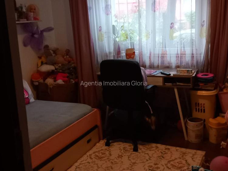 Apartament 3 camere decomandat, renovat - 5