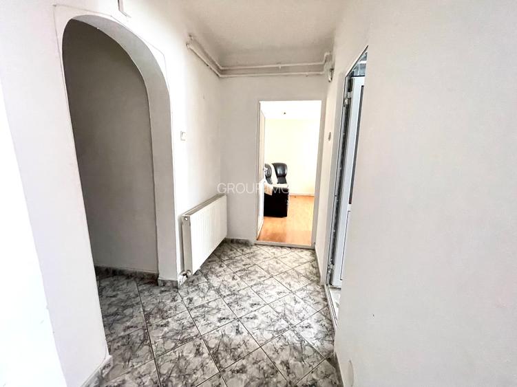 2 decomandate, mobilat, Mioritei Bradului - 10