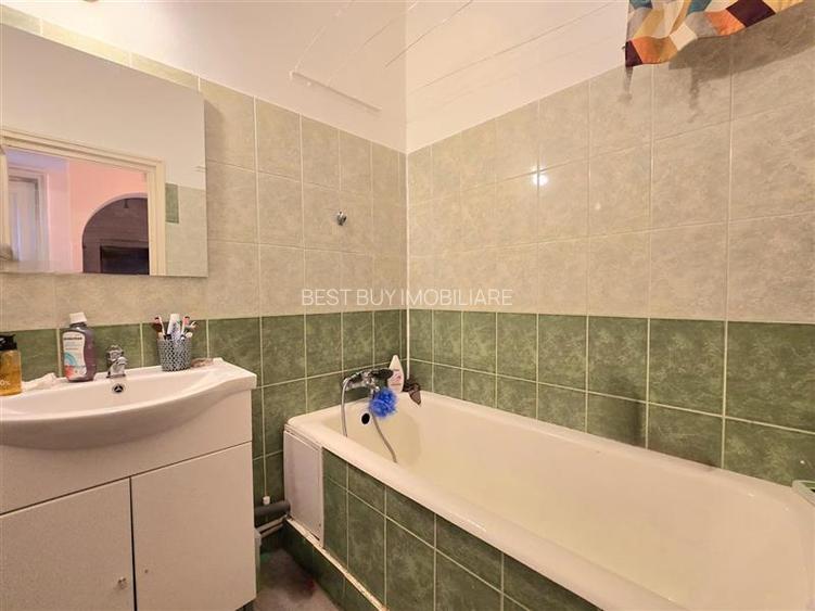 AP.2 CAM.DECOM, ET.2/3 BOXA BLOC RUSESC BUCURESTII NOI METROU BAZILESCU - 19