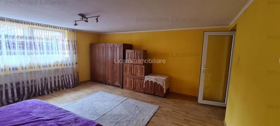 Casa individuala cu 2 apartamente, 6 camere,teren 403 mp,ASTRA. - 11
