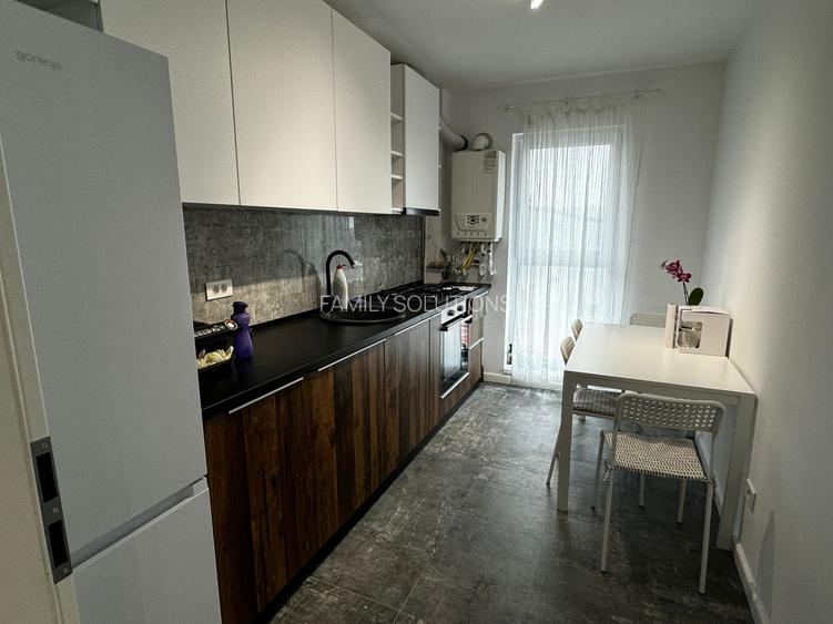 MUTARE RAPIDA! 2 camere decomandat , Metrou 1 Decembrie, sec 3 - 4