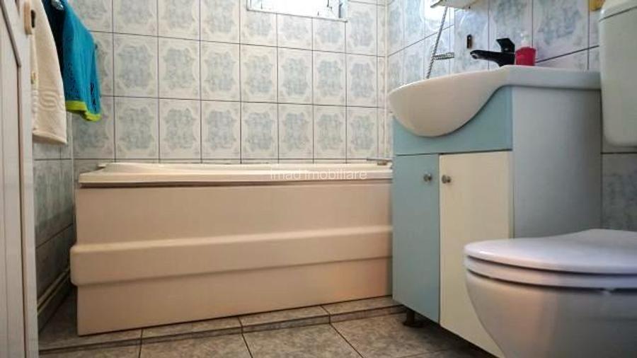 Oportunitate! Vanzare apartament foarte luminos, 2 camere - Aleea Trandafirilor. - 8