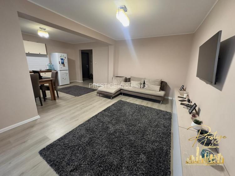 Apartament AN cu 3 camere de vanzare zona Lacul Rosu,Rogerius - Oradea - 2