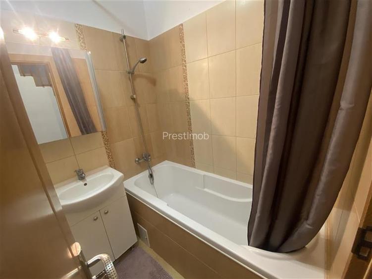Apartament de inchiriat in zona 7 noiembrie - 6
