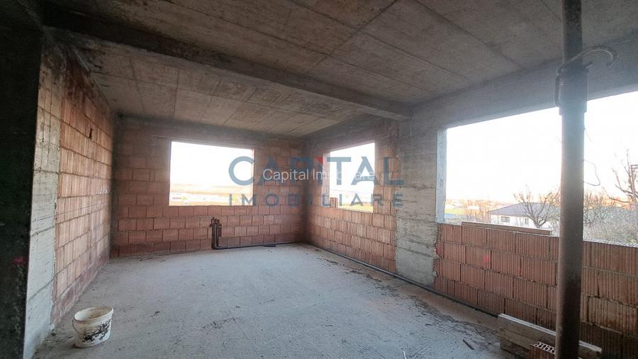 Casa cu garaj, zona Planoare - 15