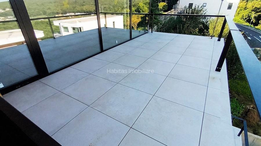 Casa noua ultra moderna, in  Europa, strada linistita, cu panorama ! - 13