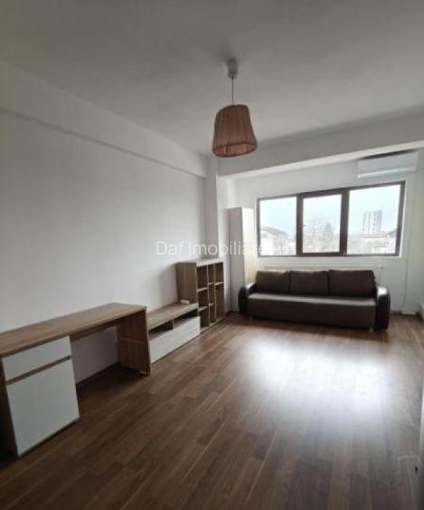 108000 euro - 2 camere -centrala proprie- bloc nou -53mp -metrou - 3