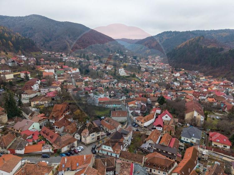 Corp de casă cu 2 studiouri independente, ideal pentru regim hotelier - 3