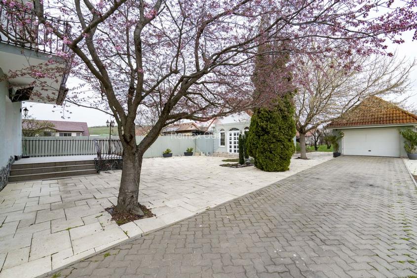 De vânzare casă cu 5 camere, ready to move.  în zona Oncea - 34