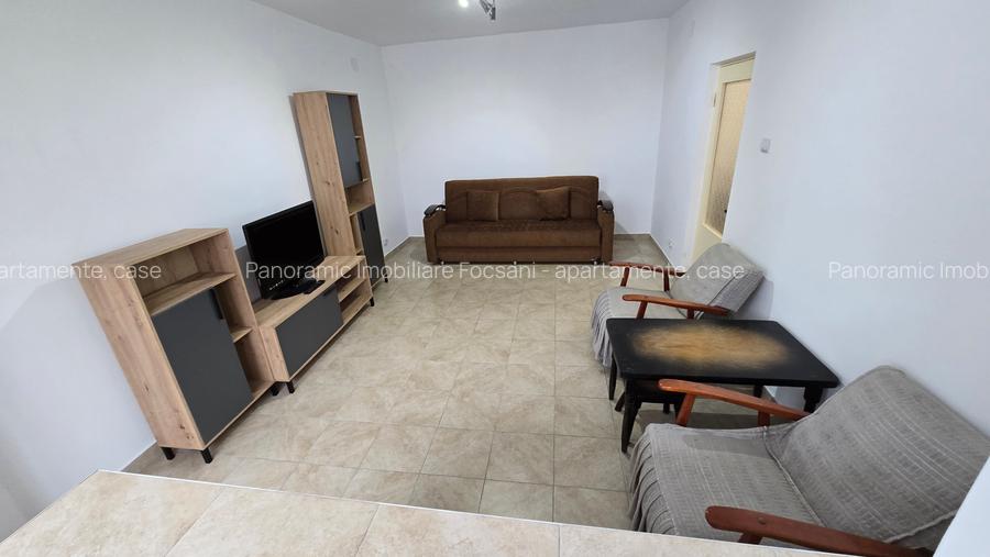 Apartament de vanzare  2 camere, renovat si mobilat complet,  central Focsani - 25