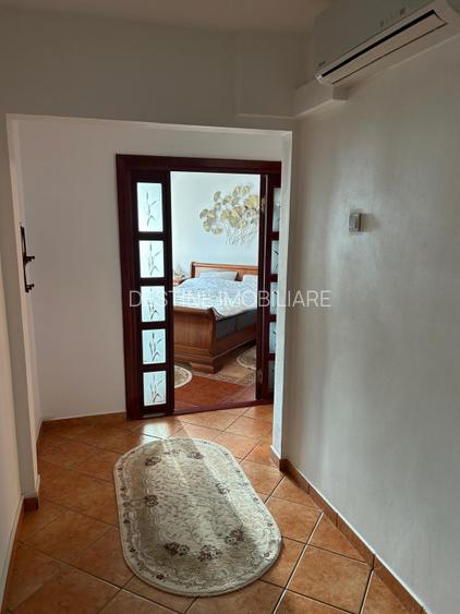 Vand artament 2 camere foarte aproape de plaja –Bulevardul Mamaia, zona 3 Papuci - 6