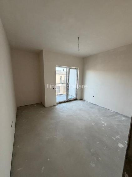 Triplex 112 mp utili, teren 180mp, ansamblu privat, Floresti - 5