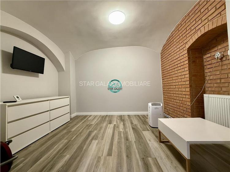Spatiu comercial/birouri de inchiriat, 45 mp, in Centru - 2