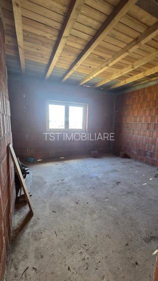 Casa in rosu - Paulesti, str. Andrei Muresanu - 9