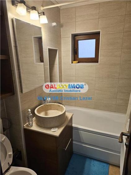 PIATA CRANGASI, METROU CRANGASI - 18