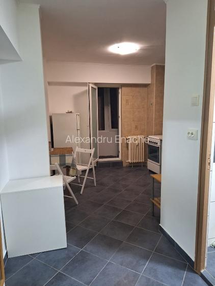 Garsoniera de inchiriat - 2