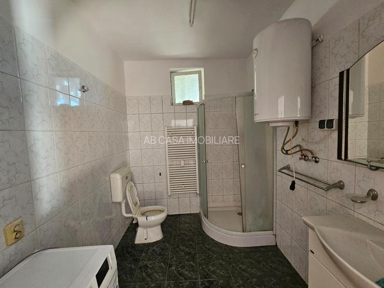 Casă individuală, 6 camere, teren generos, Sânandrei - central, comision 0% - 25