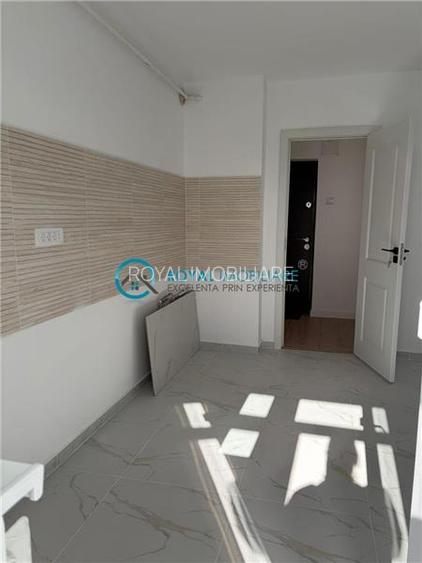 Royal Imobiliare - Vanzare apartament 2 camere zona B-dul Bucuresti - 7