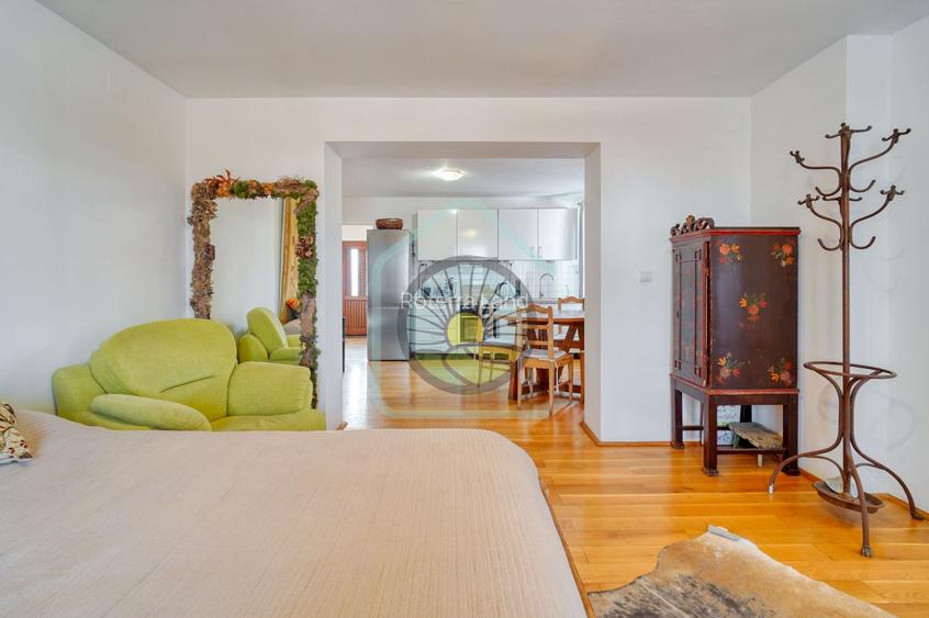 CASA INDIVIDUALA- DEALUL CETATII BRASOV - 10